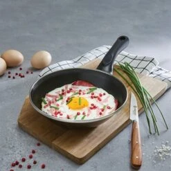 Mini-poêle Anti-adhérente 16 Cm 8 Mini-poêle Anti-adhérente 16 Cm -Silikomart Cuisine Boutique 103004 1 1 Mini poele anti adherente 16 cm Mathon