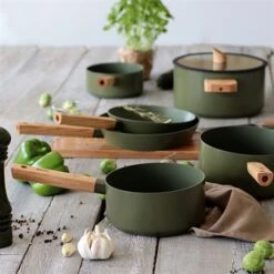 Casserole Ector Induction Aluminium Revêtu Manche En Bois 18 Cm Vert 9 Casserole Ector Induction Aluminium Revêtu Manche En Bois 18 Cm Vert -Silikomart Cuisine Boutique 108017 2 1 Casserole Ector induction aluminium revetu manche en bois 18 cm vert Ogo