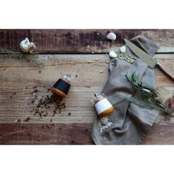 Moulin à Sel En Bois Effet Cuir Blanc -Silikomart Cuisine Boutique 200030 4 1 Moulin a sel en bois effet cuir blanc Ogo