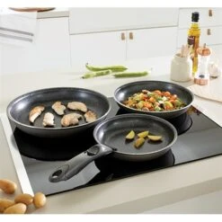 Batterie Poêles Anti-adhérentes Effet Pierre Manche Amovible Et 2 éponges Végétales -Silikomart Cuisine Boutique 209048 3 3 Batterie poeles anti adherentes Effet Pierre manche amovible et 2 eponges vegetales Mathon