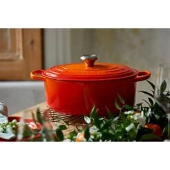 Le Creuset Cocotte Fonte Ovale Volcanique 31 Cm -Silikomart Cuisine Boutique 213207 3 3 Cocotte fonte ovale volcanique 31 cm Le Creuset