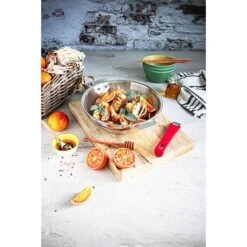 Wok Inox Casteline 28 Cm -Silikomart Cuisine Boutique 272019 3 3 Wok inox Casteline 28 cm Cristel