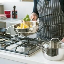 BEKA Sauteuse Inox Avec Couvercle 24 Cm Belvia -Silikomart Cuisine Boutique 27281 2 2 Sauteuse inox avec couvercle 24 cm Belvia Beka