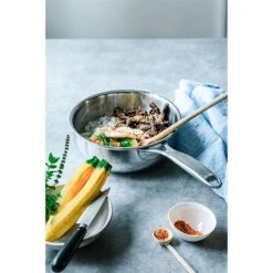 Casserole Inox Castel'Pro 18 Cm -Silikomart Cuisine Boutique 274061 1 3 Casserole inox Castel Pro 18 cm Cristel