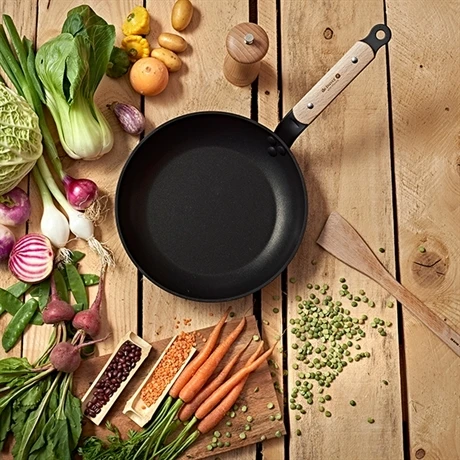 De Buyer Poêle 20 Cm Choc B Bois 5 De Buyer Poêle 20 Cm Choc B Bois – Image 3