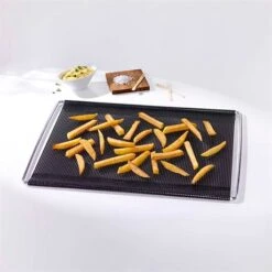 Grille De Cuisson Extensible Avec Feuille Perforée Anti-adhérente 41 à 49 Cm -Silikomart Cuisine Boutique 301239 3 3 Grille de cuisson extensible avec feuille perforee anti adherente 41 a 49 cm NoStik