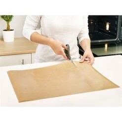 Lot 2 Grilles De Cuisson Anti-adhérentes + Feuille De Protection Pour Four -Silikomart Cuisine Boutique 30905 3 1 Lot 2 grilles de cuisson anti adherentes feuille de protection pour four Mathon