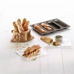 Lekue Plaque Perforée 4 Baguettes En Silicone -Silikomart Cuisine Boutique 35143 3 1 Plaque perforee 4 baguettes en silicone Lekue