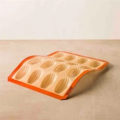 Plaque De 16 Empreintes Madeleines -Silikomart Cuisine Boutique 512149 2 3 Plaque de 16 empreintes madeleines Silpat