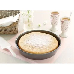 Lot 2 Moules à Manqué Rond Et Carré Acier Revêtement Antiadhérent 23 Cm -Silikomart Cuisine Boutique 549019 3 1 Lot 2 moules a manque rond et carre acier revetement antiadherent 23 cm Mathon