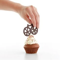 Lekue Kit Décomat Kids - Décoration En Chocolat Pour Enfants -Silikomart Cuisine Boutique 56118 3 2 Kit Decomat Kids Decoration en chocolat pour enfants Lekue