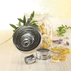 Lot 2 Boîtes De 14 Découpoirs Ronds Lisses Et Cannelés 2 à 11 Cm -Silikomart Cuisine Boutique 579007 2 2 Lot 2 Boites de 14 decoupoirs ronds lisses et canneles 2 a 11 cm Mathon