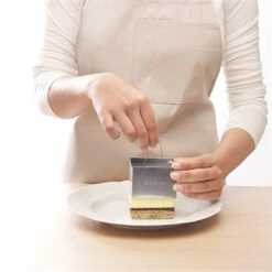 Lot De 4 Emportes Pièces Carrés En Inox Avec Poussoir -Silikomart Cuisine Boutique 579012 4 2 Lot de 4 emportes pieces carres en inox avec poussoir Mathon