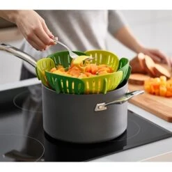 Joseph Joseph Panier Vapeur Pliable - Vert -Silikomart Cuisine Boutique 650119 4 1 Panier vapeur pliable Vert Joseph Joseph