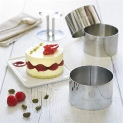 Lot De 3 Cercles Et Poussoir + Support Pour Cercle -Silikomart Cuisine Boutique 67951 1 2 Lot de 3 Cercles et poussoir support pour cercle Mathon