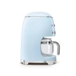Smeg Cafetière Filtre Bleu Azur 1,4 L - 1050 W DCF02PBEU -Silikomart Cuisine Boutique 700008 3 1 Cafetiere filtre bleu Azur 1 4 L 1050 W DCF02PBEU Smeg