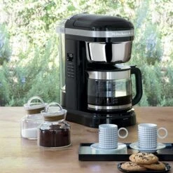 KitchenAid Machine à Café électrique Onyx 1,7 L 1100 W 5KCM1209EOB -Silikomart Cuisine Boutique 700028 3 1 Machine a cafe electrique onyx 1 7 L 1100 W 5KCM1209EOB Kitchenaid