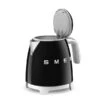 Smeg Mini Bouilloire 0,8 L 1400 W KLF05BLEU Noir -Silikomart Cuisine Boutique 702028 0 1 Mini bouilloire 0 8 L 1400 W KLF05BLEU noir Smeg