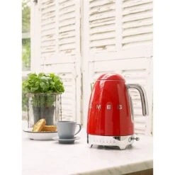 Smeg Bouilloire Rouge 1,7 L 2400 W KLF04RDEU -Silikomart Cuisine Boutique 720015 3 9 Bouilloire rouge 1 7 L 2400 W KLF04RDEU Smeg