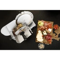 Magimix Trancheuse électrique 140 W T250 -Silikomart Cuisine Boutique 73046 4 3 Trancheuse electrique 140 W T250 Magimix