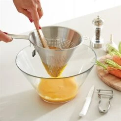 Chinois De Cuisine En Inox 18cm -Silikomart Cuisine Boutique 870003 2 3 Chinois de cuisine en inox 18cm Mathon